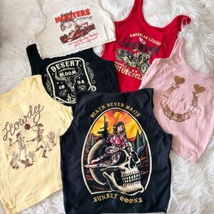 BUNDLE of 6 women’s tank top | Graphic, Cowgirl, Hooters 🎀💕